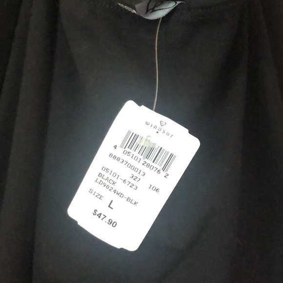 Windsor Skater dress black deep V lace back with cutout - Picture 8 of 8